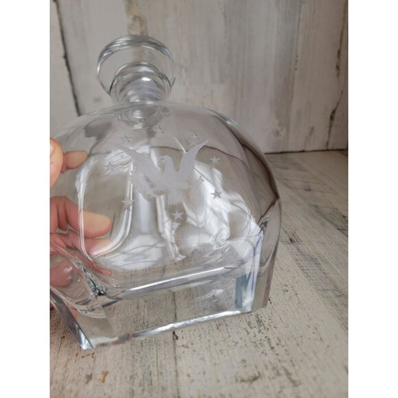 Whiskey flask white house American eagle Williamsburg glassware collection - Picture 4 of 9